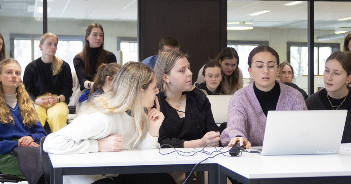 ‘Studenten verpleegkunde scherpen hun digivaardigheden aan’